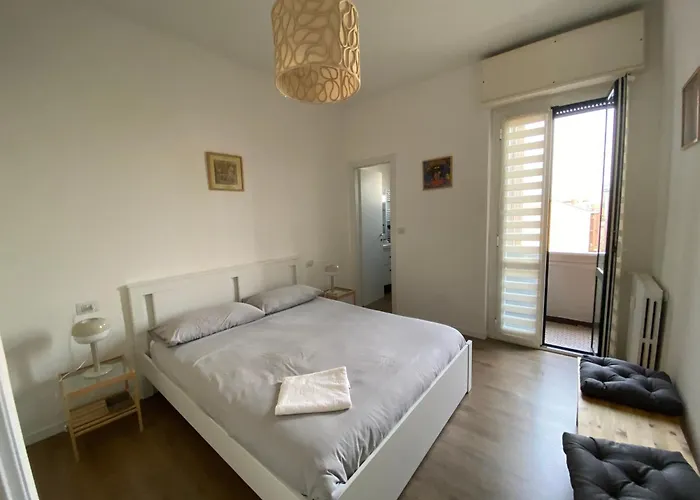 公寓 Daniela's Spazioso Ai Navigli 米兰