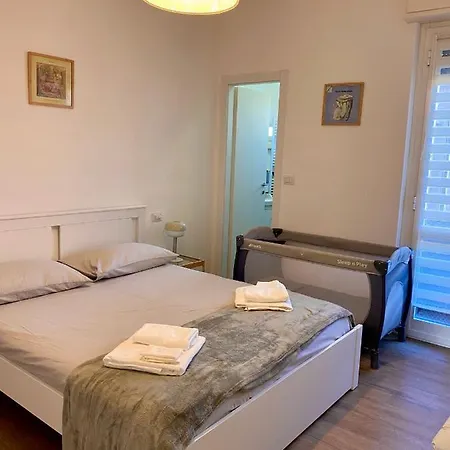Daniela's Spazioso Ai Navigli *