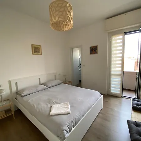 Διαμέρισμα Daniela's Spazioso Ai Navigli Μιλάνο